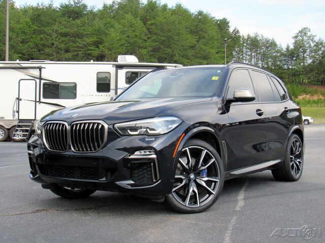 2020 BMW X5 M50i