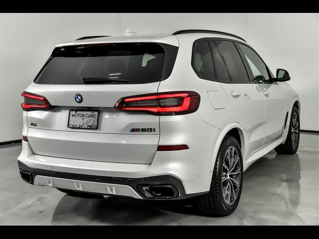 2020 BMW X5 M50i