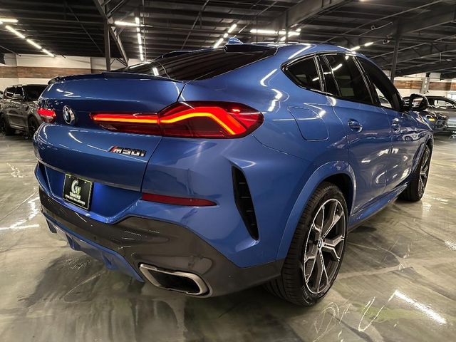 2020 BMW X6 M50i