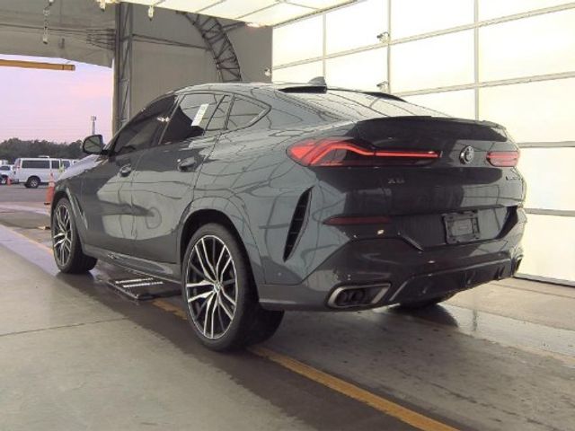 2020 BMW X6 M50i