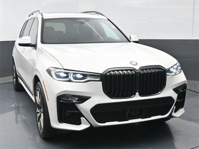 2020 BMW X7 M50i