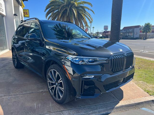2020 BMW X7 M50i