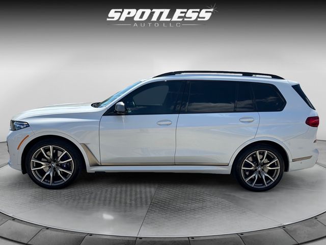 2020 BMW X7 M50i