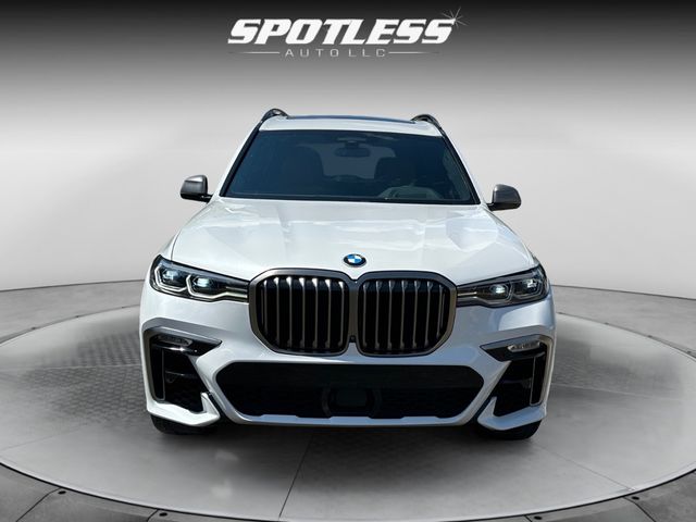 2020 BMW X7 M50i