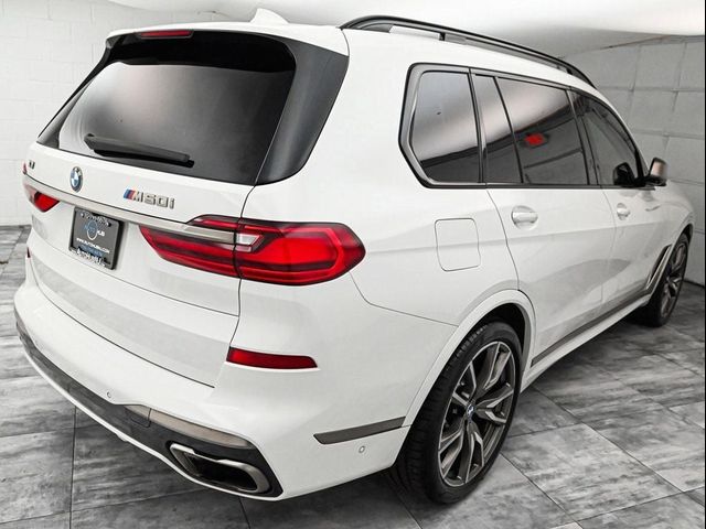 2020 BMW X7 M50i