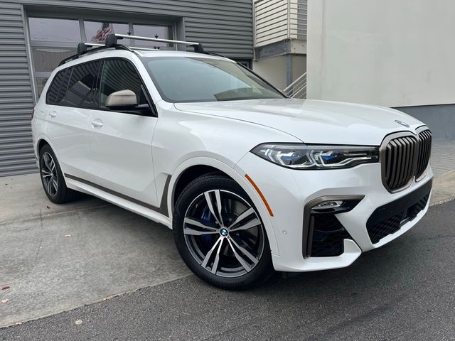 2020 BMW X7 M50i