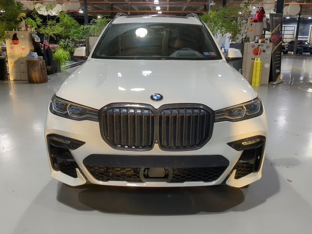 2020 BMW X7 M50i