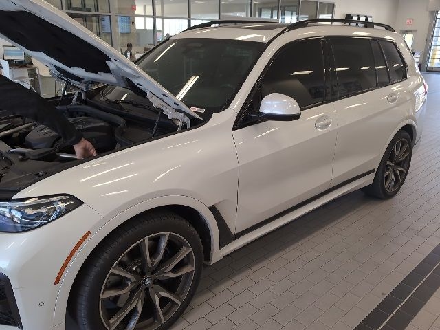 2020 BMW X7 M50i