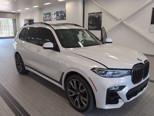 2020 BMW X7 M50i