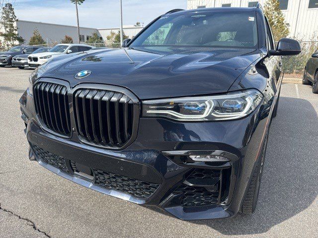 2020 BMW X7 M50i