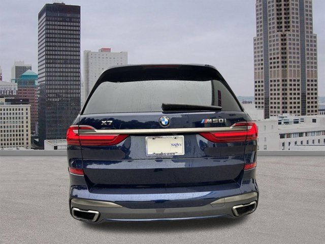 2020 BMW X7 M50i