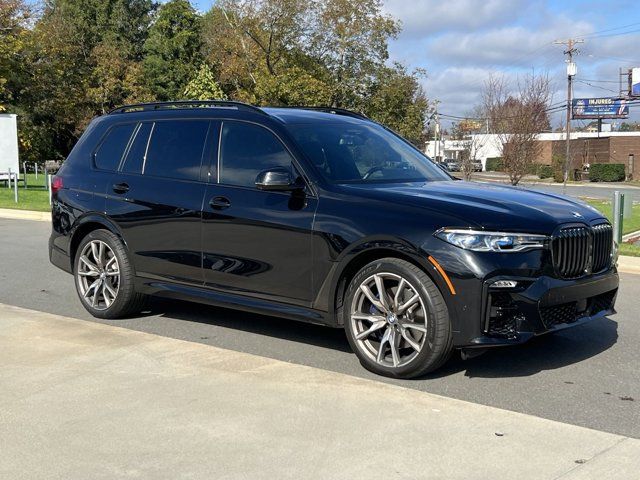 2020 BMW X7 M50i