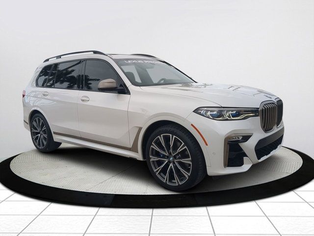 2020 BMW X7 M50i