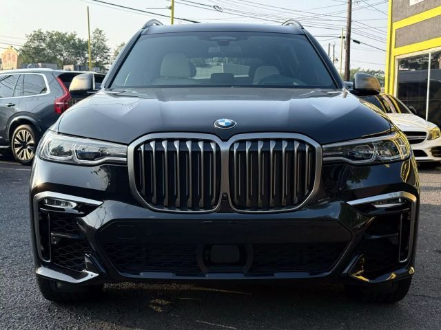 2020 BMW X7 M50i