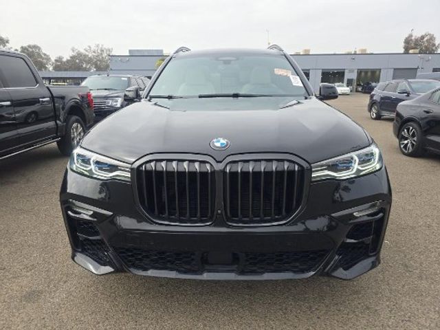 2020 BMW X7 M50i