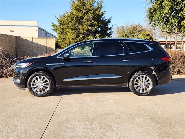 2020 Buick Enclave Essence