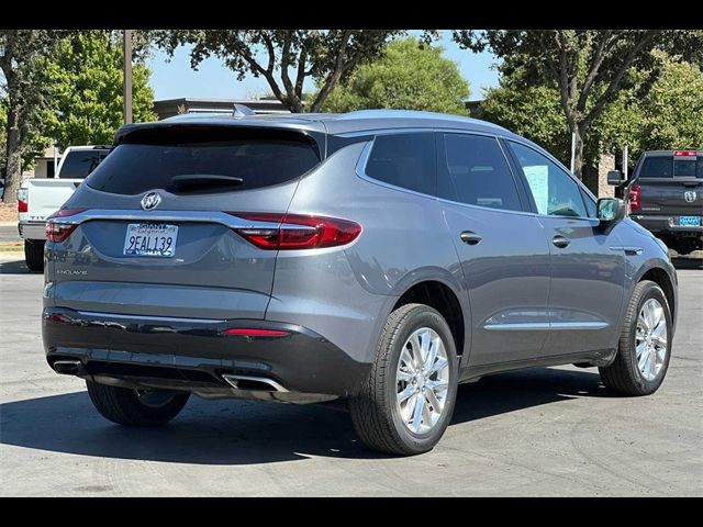 2020 Buick Enclave Essence