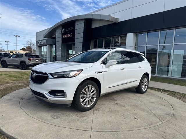 2020 Buick Enclave Essence