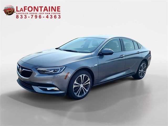 2020 Buick Regal Sportback Essence