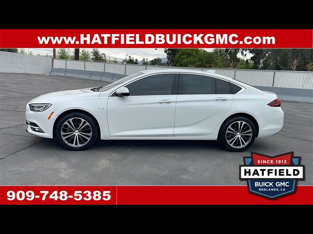 2020 Buick Regal Sportback Essence