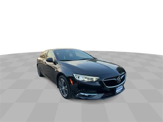 2020 Buick Regal Sportback Essence