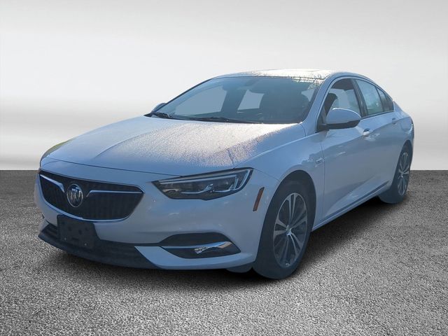 2020 Buick Regal Sportback Essence