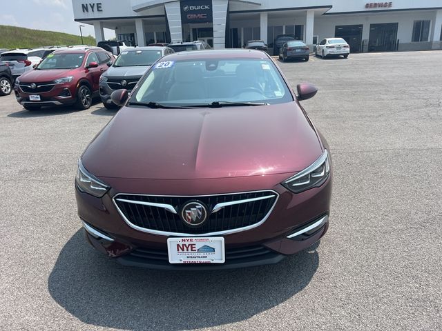 2020 Buick Regal Sportback Essence