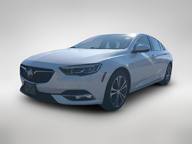 2020 Buick Regal Sportback Essence