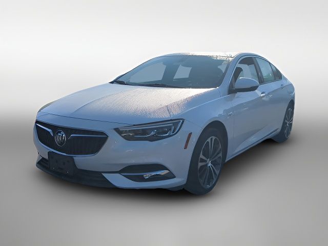 2020 Buick Regal Sportback Essence