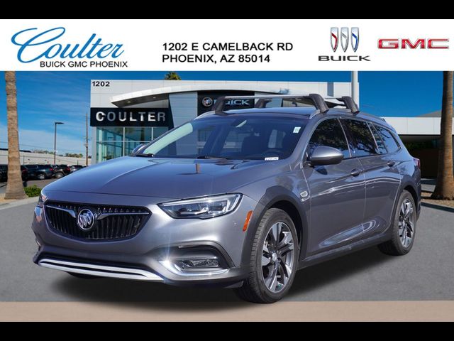 2020 Buick Regal TourX Essence