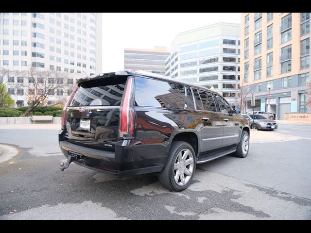 2020 Cadillac Escalade ESV Luxury