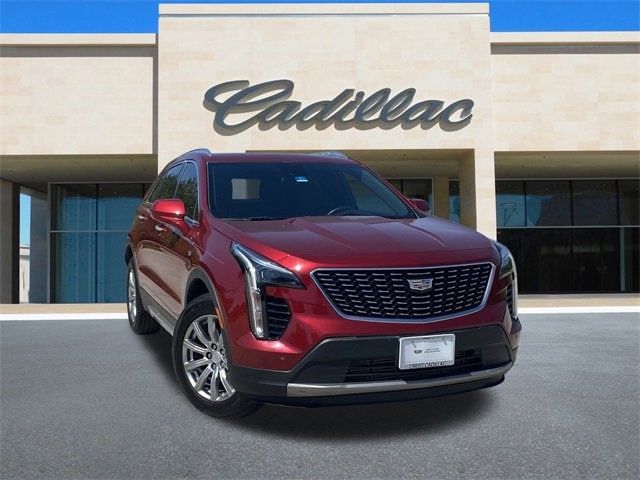 2020 Cadillac XT4 Premium Luxury