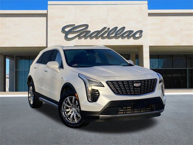 2020 Cadillac XT4 Premium Luxury