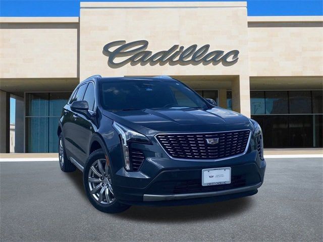 2020 Cadillac XT4 Premium Luxury