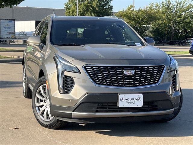 2020 Cadillac XT4 Premium Luxury