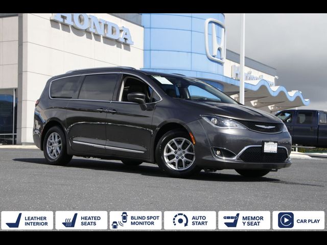 2020 Chrysler Pacifica Touring-L