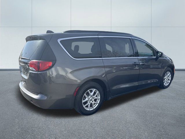 2020 Chrysler Voyager LXI