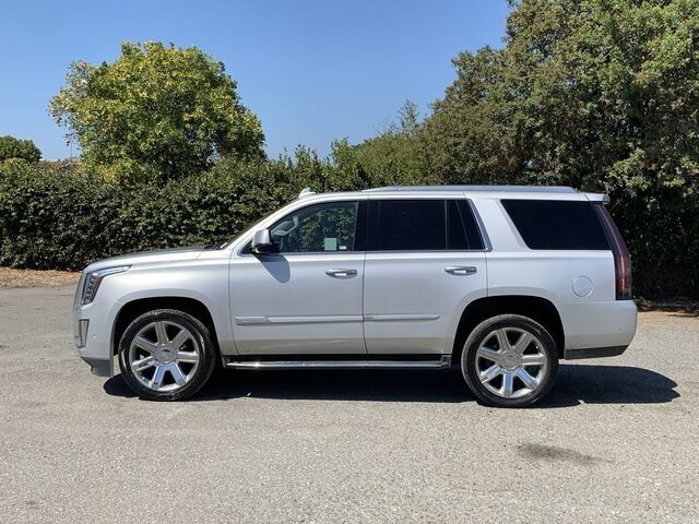 2020 Cadillac Escalade Luxury