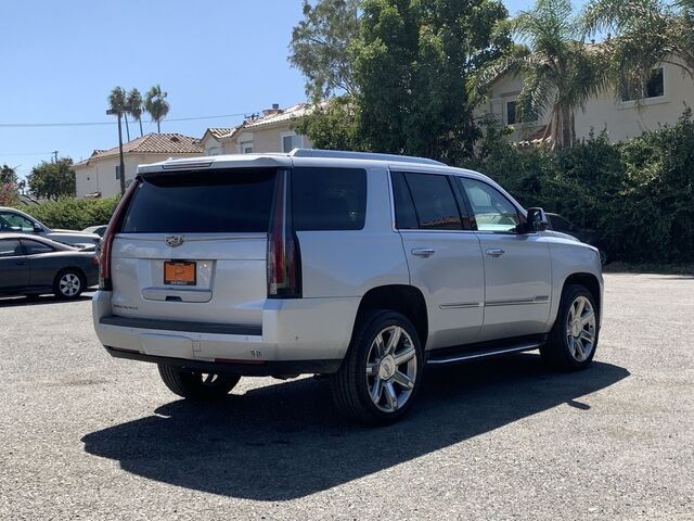 2020 Cadillac Escalade Luxury