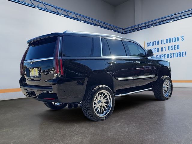 2020 Cadillac Escalade Luxury