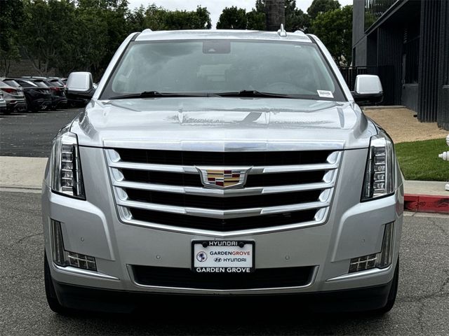 2020 Cadillac Escalade Luxury