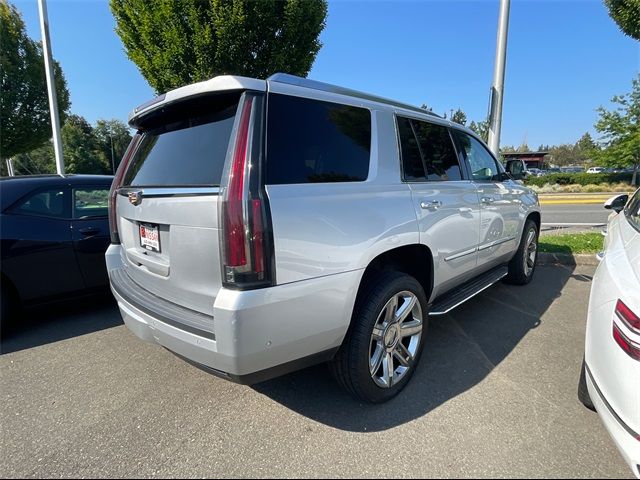 2020 Cadillac Escalade Luxury