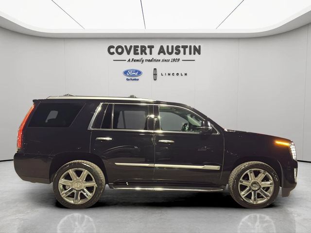 2020 Cadillac Escalade Luxury