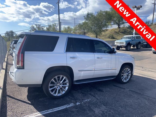 2020 Cadillac Escalade Luxury