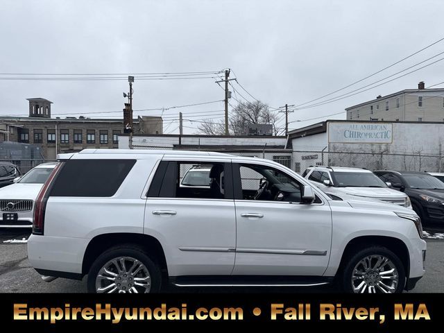 2020 Cadillac Escalade Luxury