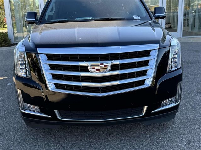 2020 Cadillac Escalade Luxury