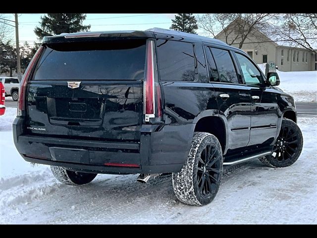 2020 Cadillac Escalade Luxury