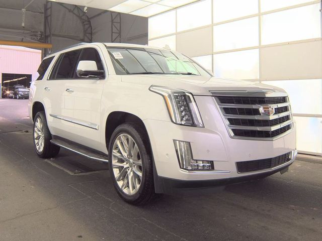 2020 Cadillac Escalade Luxury