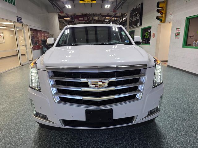 2020 Cadillac Escalade ESV Luxury