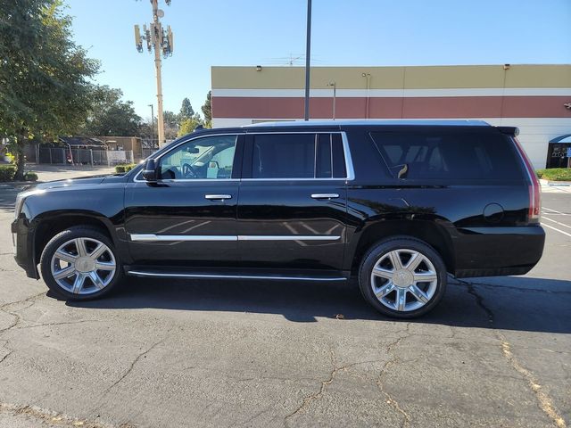 2020 Cadillac Escalade ESV Luxury